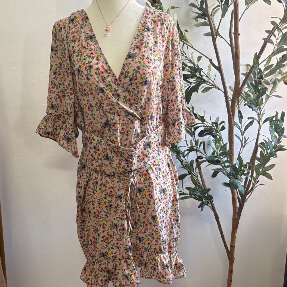 PrettyLittleThing Floral Print Mini Dress - Pink and Yellow